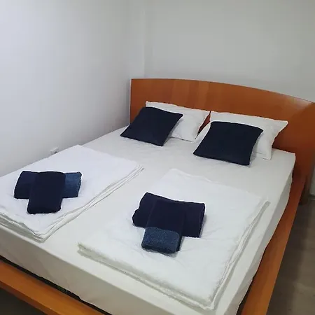 Ljubljana Center Budget Apartment Exterior photo