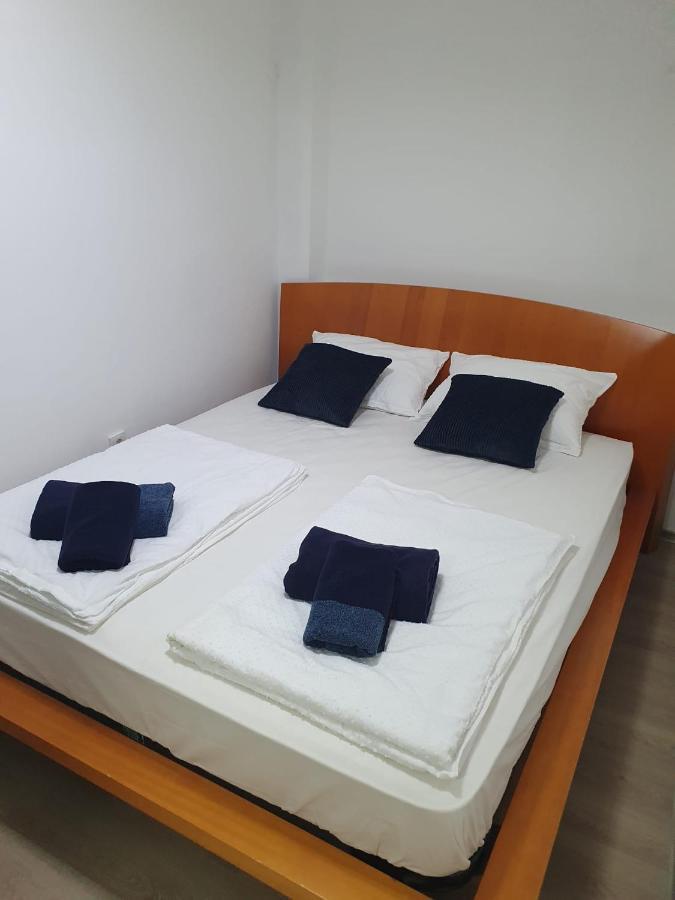 Apartament Center Budget *